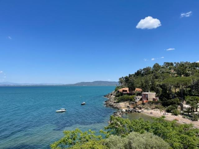 Appartamento "Casa Girasole" Con Accesso Diretto Alla Spiaggia Porto Santo Stefano (Grosseto) Exterior foto